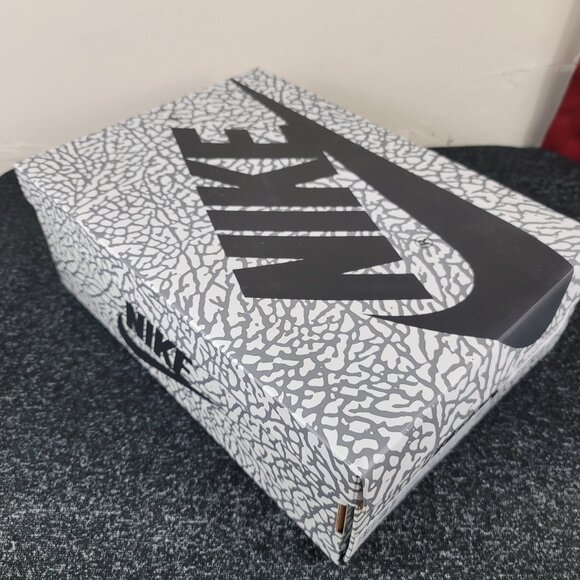 NEW Nike Air Jordan 1 Retro High OG White Cement FD1437-052 GS Size 6.5Y Sneaker - Picture 2 of 10